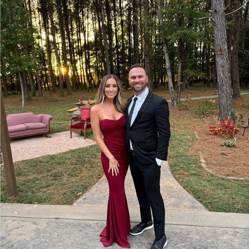 Elegant Red Strapless Gown